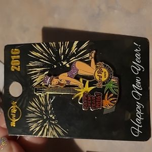 Hard Rock Cafe Pin Up Girl